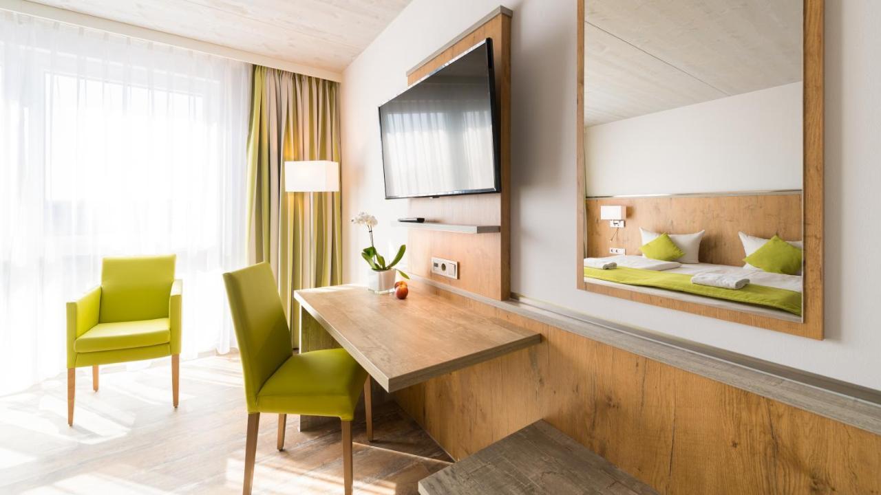 Oho Rooms Geisingen - Digital Access Only Екстер'єр фото