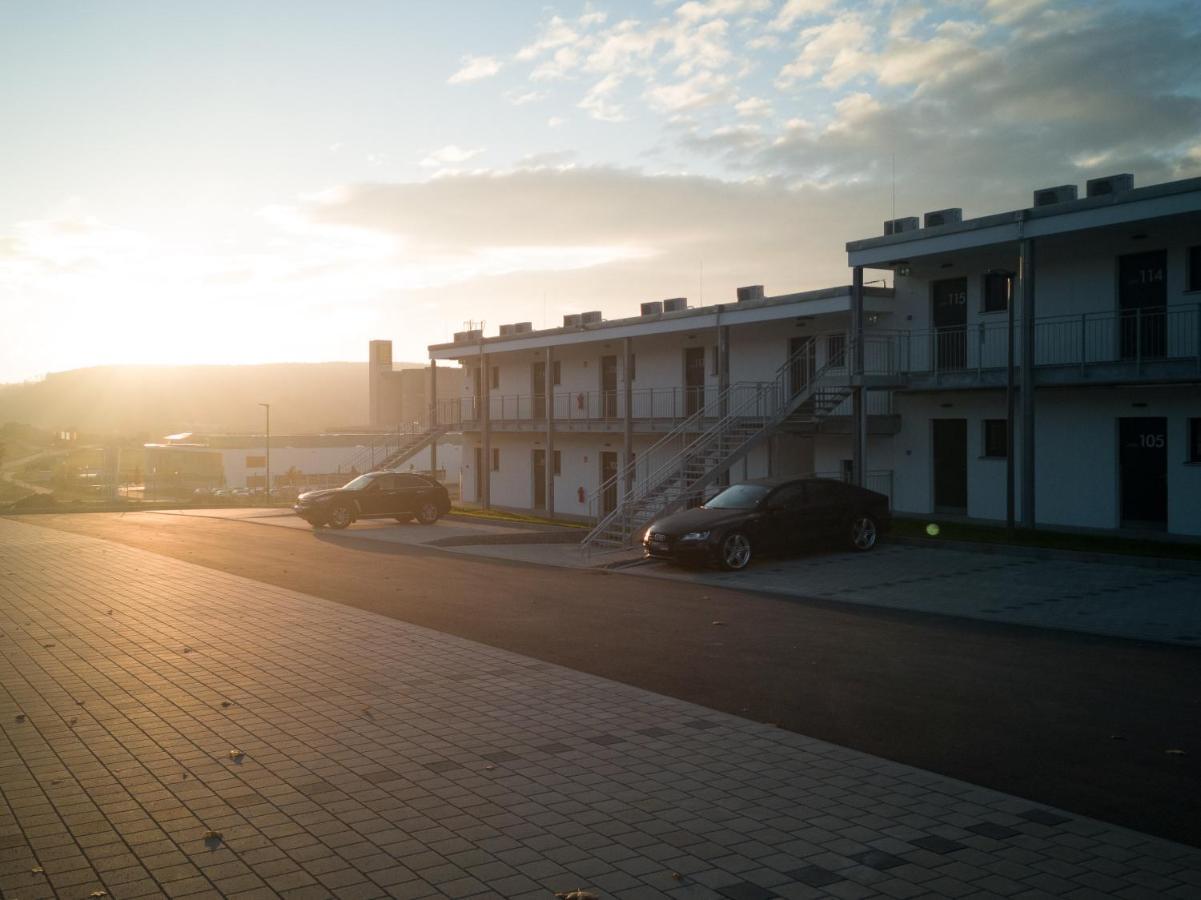 Oho Rooms Geisingen - Digital Access Only Екстер'єр фото